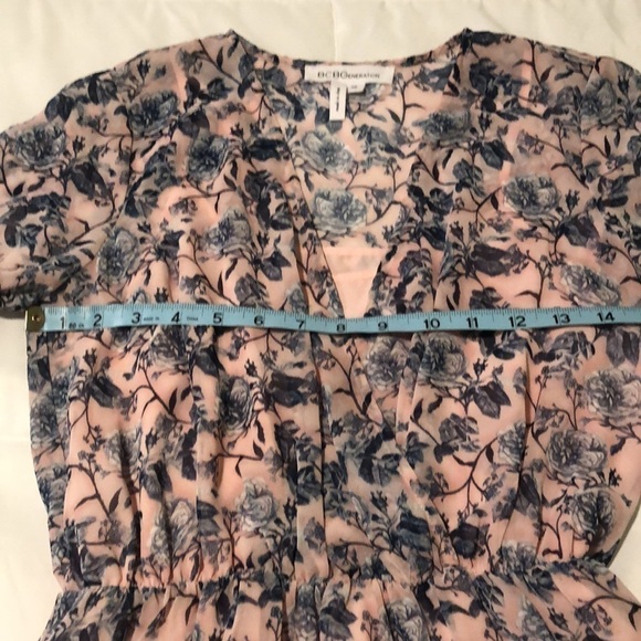 BCBGeneration sheer short dress in pink and blue with balloon like sleeves - Picture 4 of 7